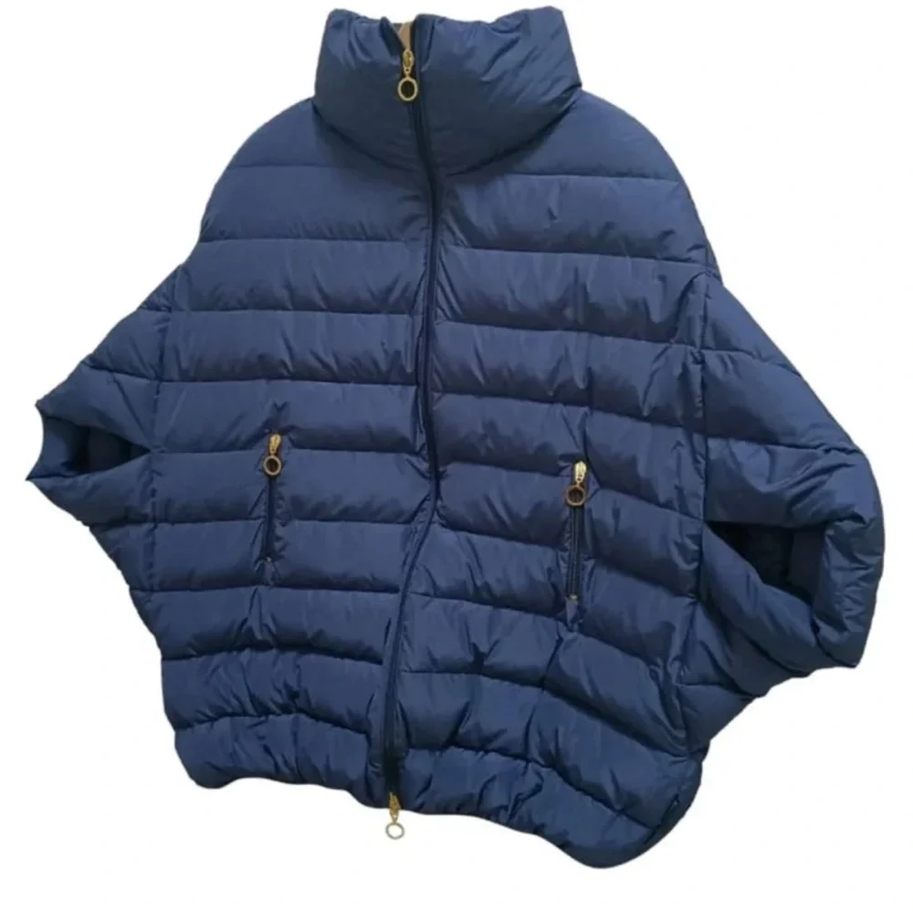 Moncler Poncho - Picture 8 of 8